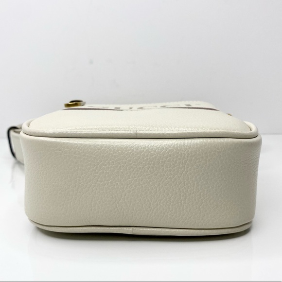 Authentic Gucci Grained Calfskin Logo Messenger Bag - Picture 5 of 15